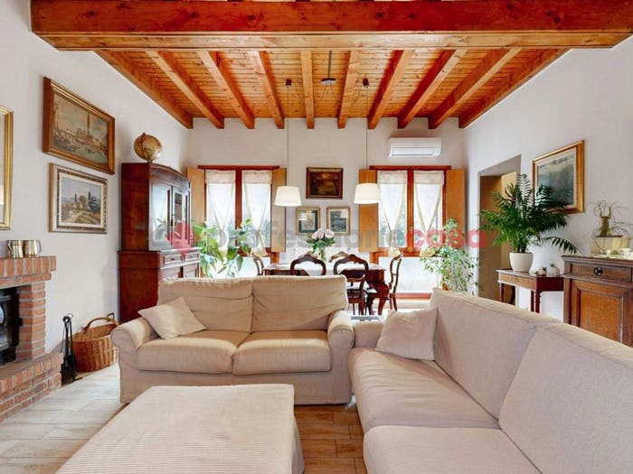 Casa quadrilocale in vendita in Via Ai boschi, Centro, Gessate