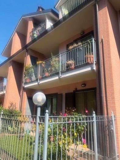 Appartamento trilocale in vendita in Via XXV Aprile, Centro, Cumiana