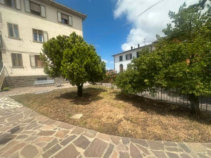 Appartamento trilocale in vendita in Viale Roma, Centro, Monghidoro