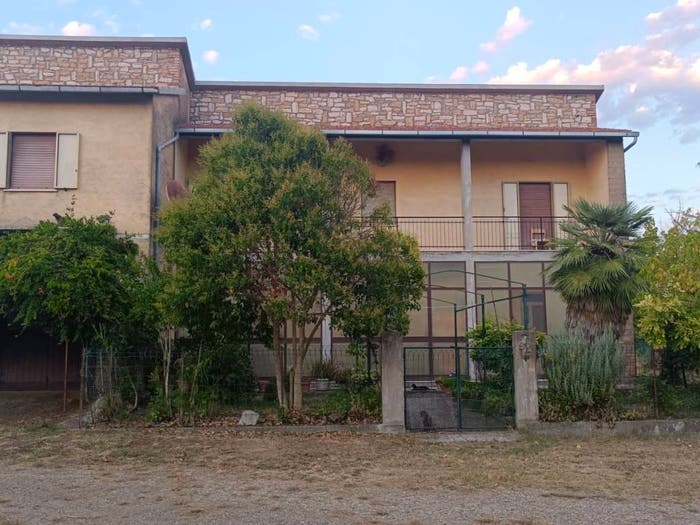 Casa con 6 locali in vendita in Centro, Pitigliano