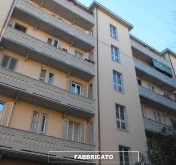 Appartamento trilocale in vendita in Via Giovanni Pascoli, Città Studi, Milano