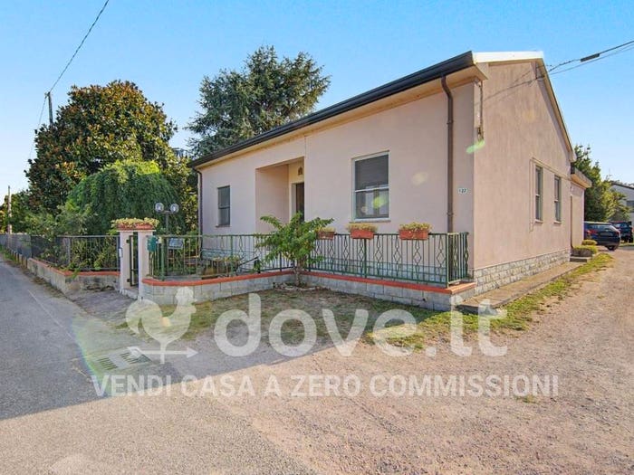 Casa con 5 locali in vendita in Via San Martino in Flume, San Martino in Fiume, Cesena