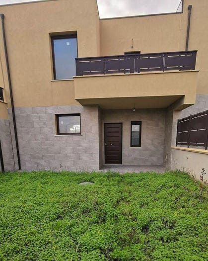 Casa quadrilocale in vendita in Viale Cassiodoro, Settingiano
