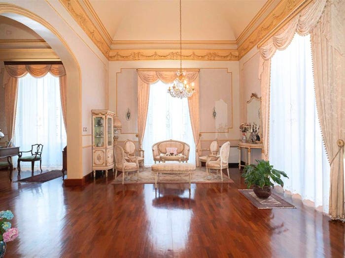 Casa con 6 locali in vendita in corso Italia, Centro, Riposto