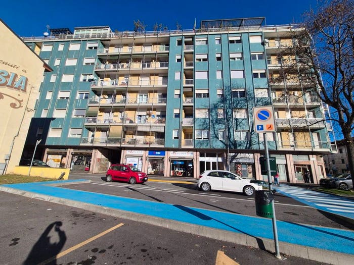 Appartamento bilocale in vendita in Piazza Vincenzo Moscatelli, Centro, Borgosesia