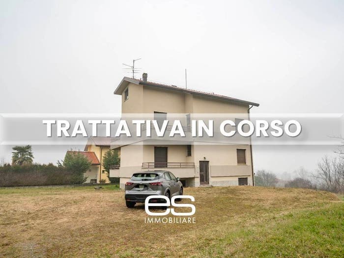 Appartamento trilocale in vendita in Via Matteotti, Centro, Cassago Brianza