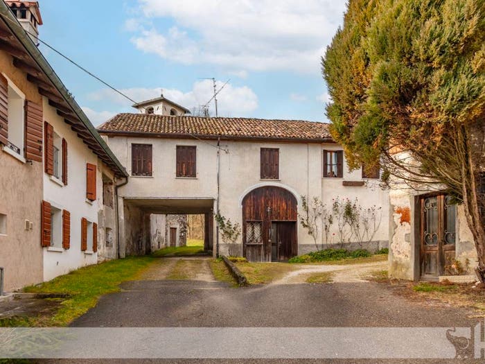 Appartamento con 6 locali in vendita in Via San Marcello, Villabruna Umin, Feltre