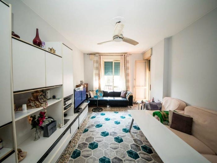 Appartamento trilocale in vendita in Via betulle, Quartiere Olmi, Milano