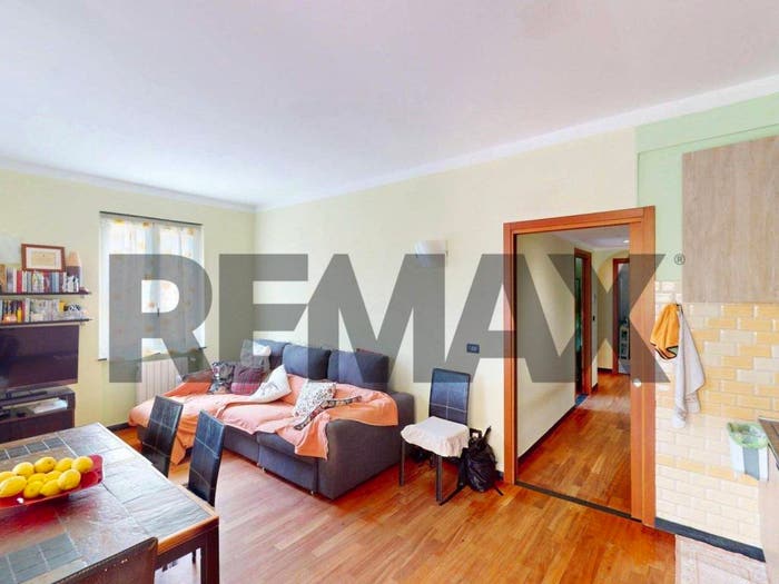 Appartamento con 6 locali in vendita in Via Dei Cinque Santi, Lagaccio, Genova