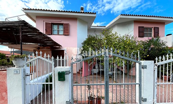 Appartamento quadrilocale in vendita in Località Limpiddu Via Tirso, Budoni