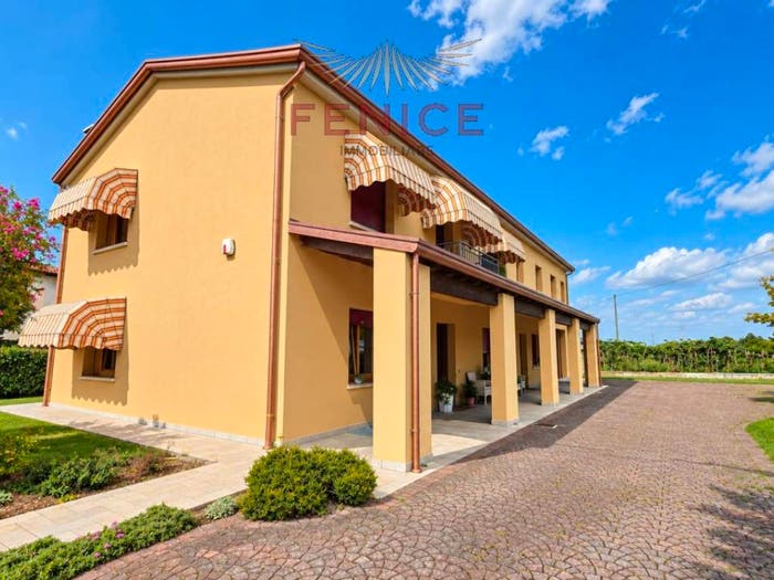 Casa con 6 locali in vendita in Via Antonio Canova, Case Nardi Scopel, Trevignano