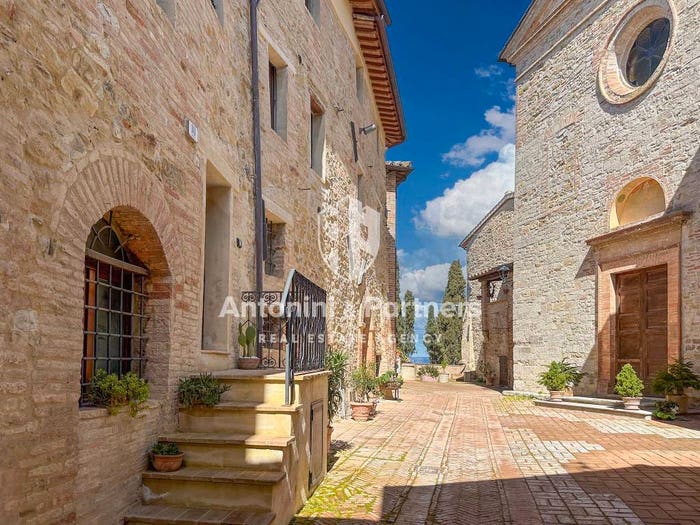 Appartamento quadrilocale in vendita in Via del Tempio, Spina, Marsciano