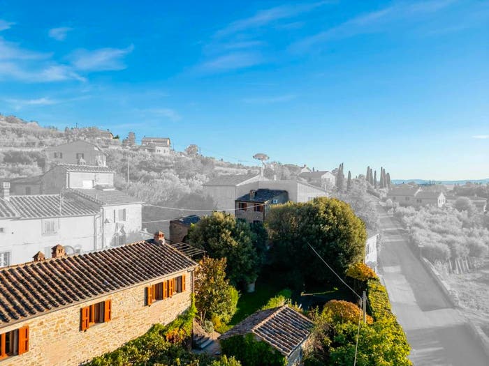Casa con 6 locali in vendita in Strada Provinciale del Sodo, Sodo, Cortona