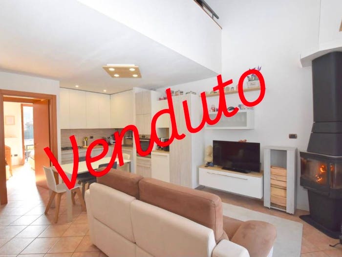 Appartamento trilocale in vendita in Viale delle Grigne, Cassina Valsassina