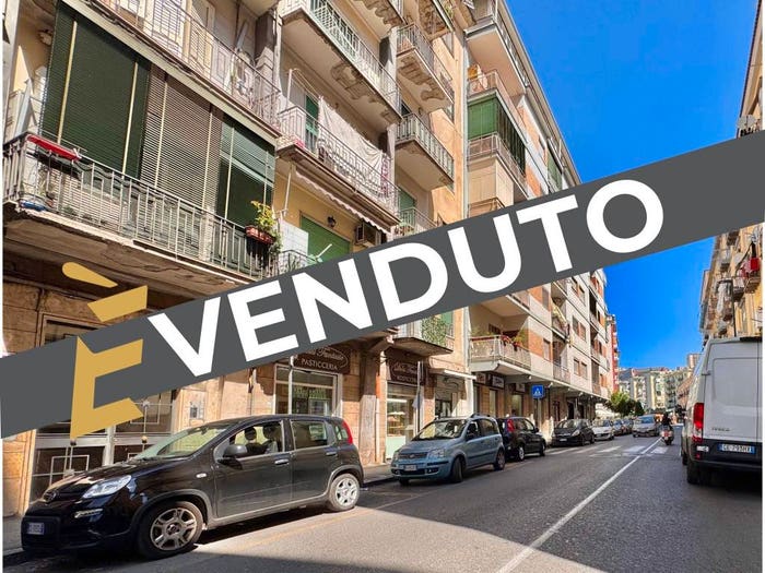 Appartamento bilocale in vendita in Via Consalvo, Fuorigrotta, Napoli