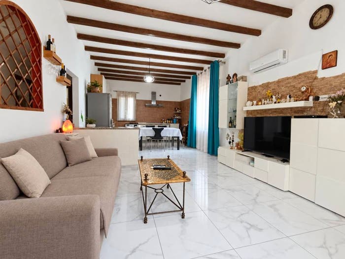 Casa quadrilocale in vendita in Via Salvador Allende, Centro, Castel San Giovanni