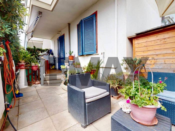 Appartamento quadrilocale in vendita in Via don Innocenzo Lazzeri, Torre del Lago, Viareggio