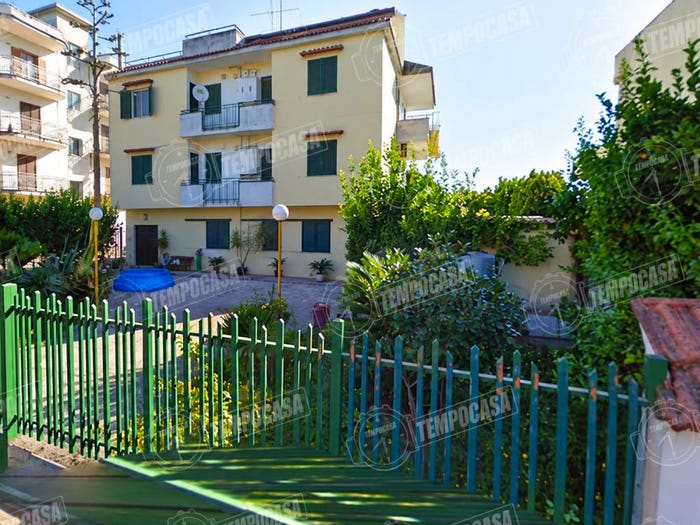 Casa con 5 locali in vendita in Via San Francesco a Patria, Asi Ponte Riccio, Giugliano in Campania