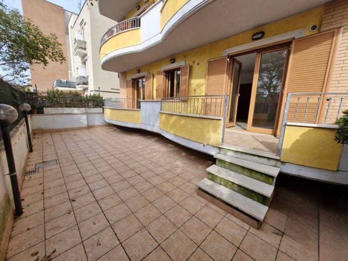Appartamento trilocale in vendita in Via Marsala, Centro, Latina