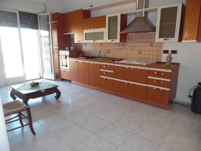 Appartamento trilocale in vendita in Floridia