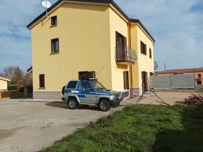 Casa con 6 locali in vendita in Via Giacomo Leopardi, Lagopesole, Avigliano