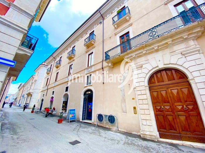 Appartamento bilocale in vendita in Corso Federico II, Villa Comunale, L'Aquila
