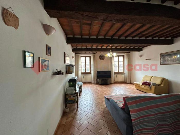 Appartamento con 5 locali in vendita in Via Bettino Ricasoli, Centro, Foiano della Chiana