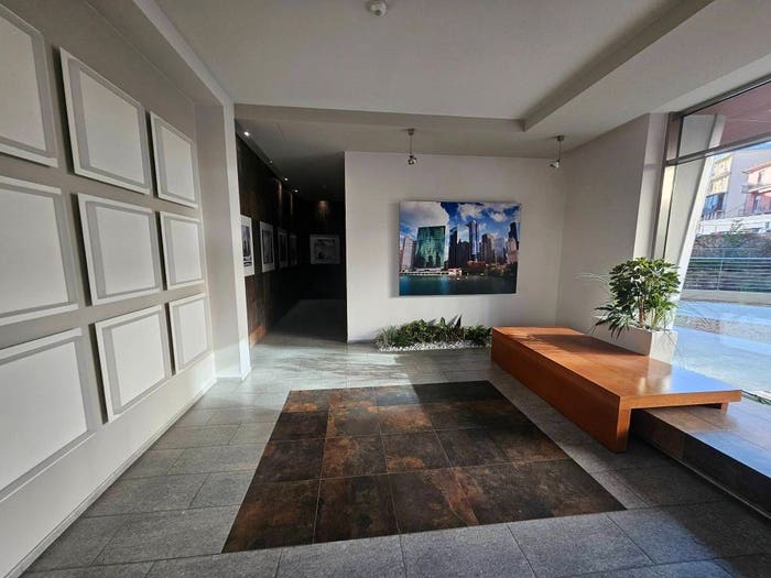 Casa con 5 locali in vendita in Via Santa Barbara, Corso Langhe Moretta Corso Cortemilia, Alba