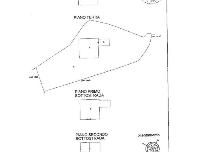 Casa con 6 locali in vendita in Via michelangelo buonarroti, Centro, Fermignano