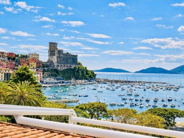 Casa con 6 locali in vendita in Via S Biaggini, Lerici Paese, Lerici