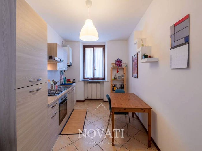 Appartamento trilocale in vendita in Via Vittorio Emanuele, Centro, Casalpusterlengo