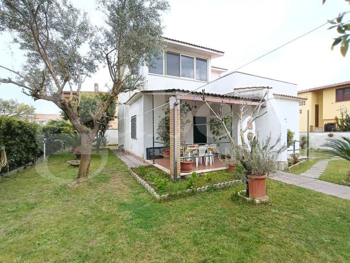 Casa con 5 locali in vendita in Via Severino Ferrari, Villaggio Giornalisti Poggio, Anzio