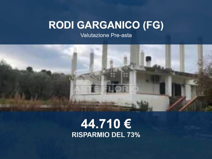 Casa con 6 locali in vendita in Contrada Rosole, Rodi Garganico