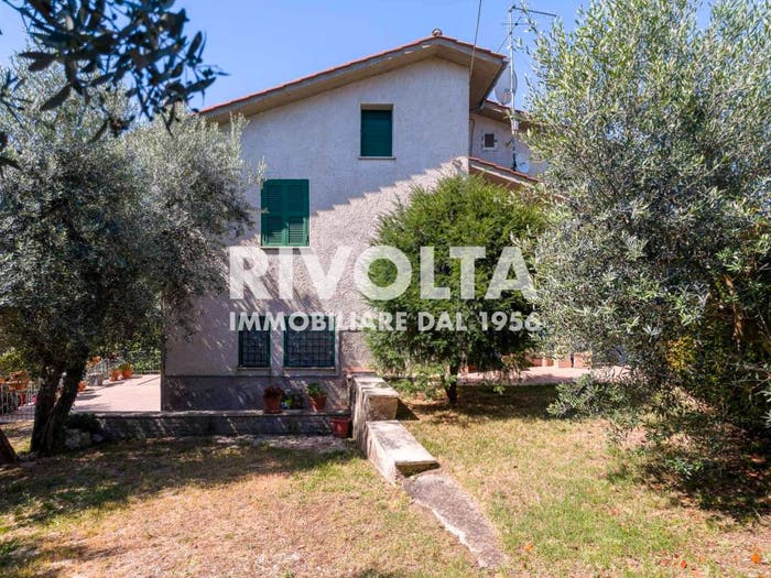 Casa con 5 locali in vendita in Via San Vito, Casperia