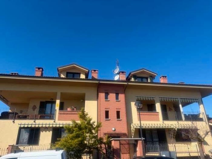 Appartamento trilocale in vendita in via antonio agù, Osasco