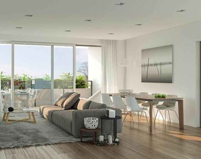 Casa con 8 locali in vendita in Forli'
