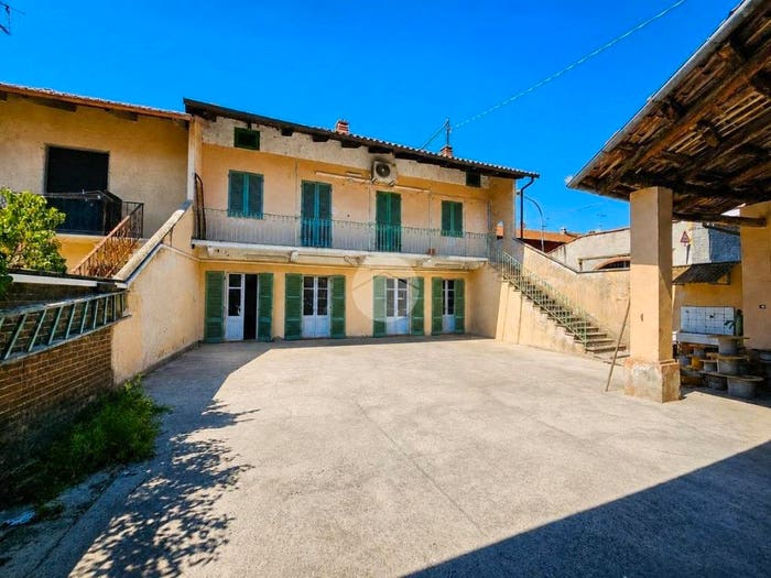 Casa quadrilocale in vendita in Via M Sella, Rondissone