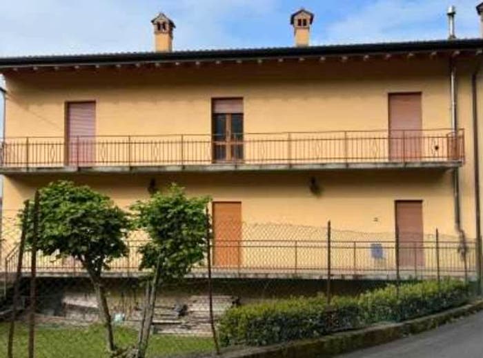 Appartamento quadrilocale in vendita in Via Cuna, Centro, Villa d'Adda