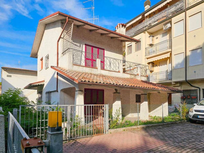 Casa con 5 locali in vendita in Via delle Naiadi, Punta Marina, Ravenna