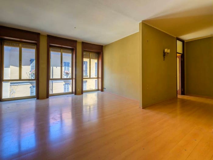 Appartamento trilocale in vendita in Corso Italia, Centro Storico, Novara