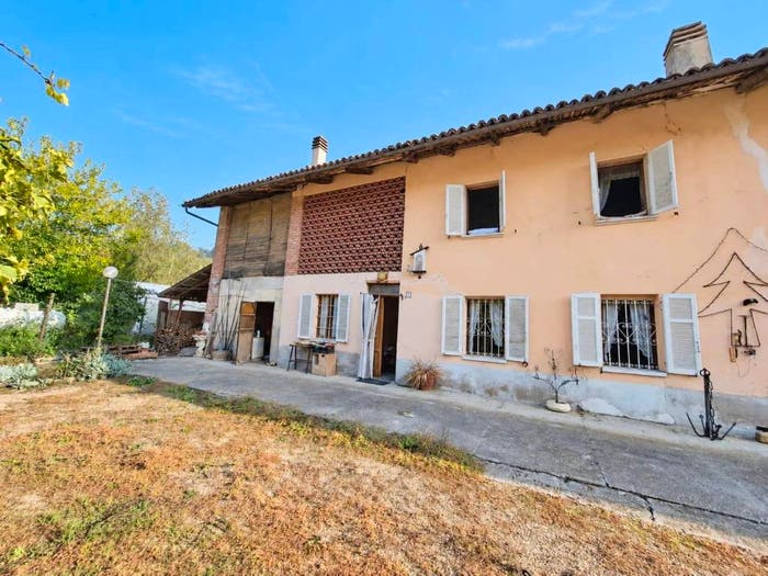 Casa quadrilocale in vendita in Govone