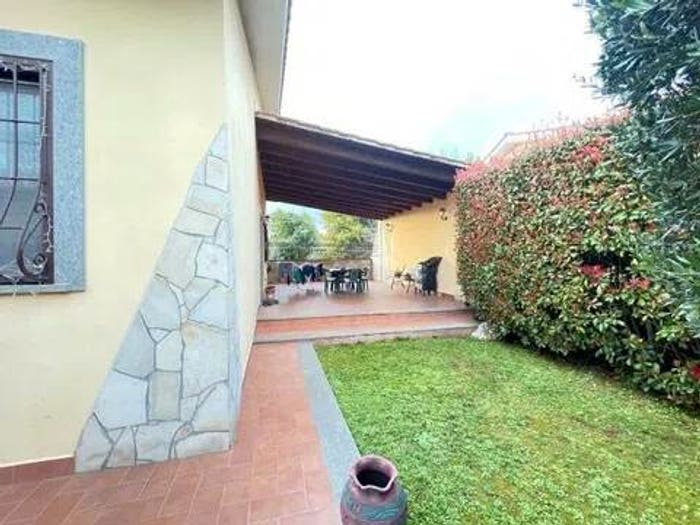 Casa con 6 locali in vendita in Via Del Micciaro A, Centro, Bracciano