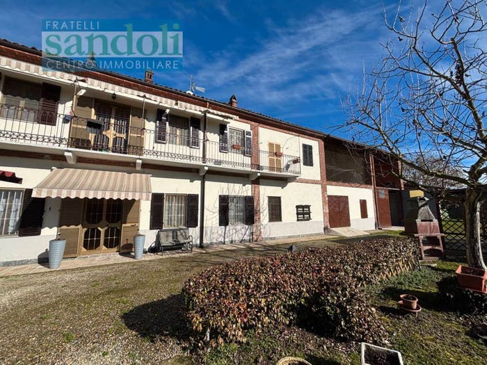 Casa con 5 locali in vendita in Via Garibaldi, Olcenengo