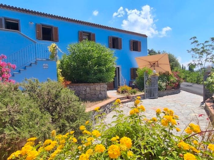 Casa con 6 locali in vendita in Via Massa Pantana, Massa, Maratea