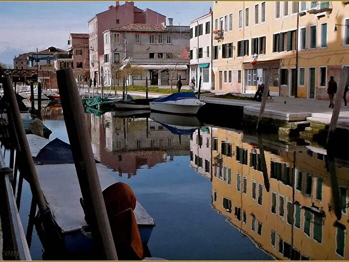 Appartamento con 6 locali in vendita in Dorsoduro SNC, Dorso Duro San Barnaba, Venezia