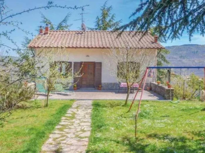 Casa con 6 locali in vendita in Via del Poggio, Centro, Chiusi della Verna