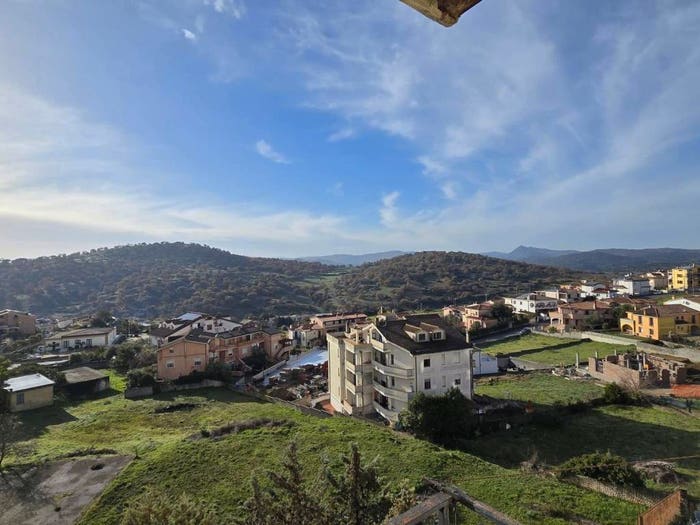 Appartamento quadrilocale in vendita in Via Oggiano, Centro, Nuoro