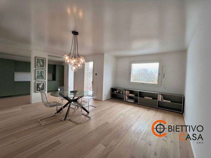 Appartamento con 5 locali in vendita in Via Don Giovanni Minzoni, Mandriola, Albignasego
