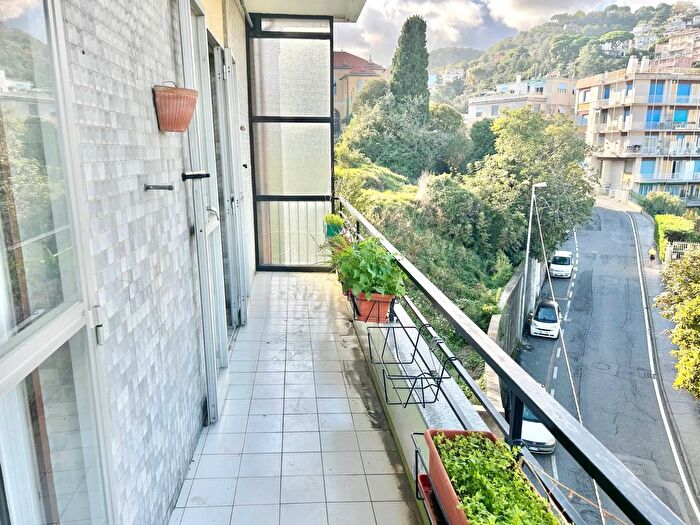 Appartamento bilocale in vendita in Piazza San Benedetto, Albissola Marina