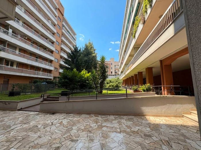 Appartamento con 6 locali in vendita in Via Tito Speri, San Paolo, Ferrara